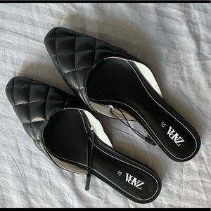 Brand new Zara quilted slide